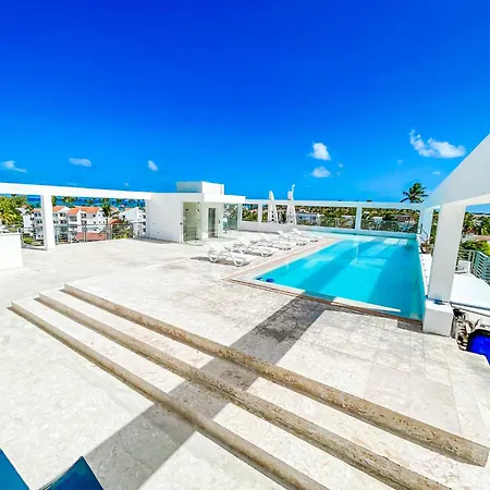 Ducassi Suites Studios Vacation Hotel - Bavaro Beach Club - Wifi - Parking